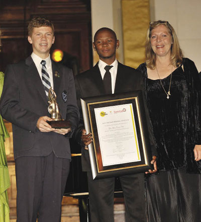 Jack Cheetham winners (left to right) Ross McCreath, Mduduzi Mkalipi and Anne McCreath